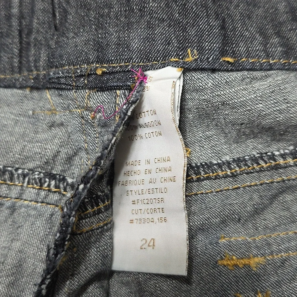 Baby Phat Dark Wash Denim Cargo Capris 44"×20" Been Altered Tagged As 24 - Picture 7 of 8